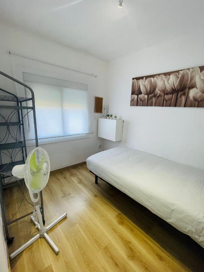 Beach Apartment Barca 6 Sant Adria de Besos Exterior photo